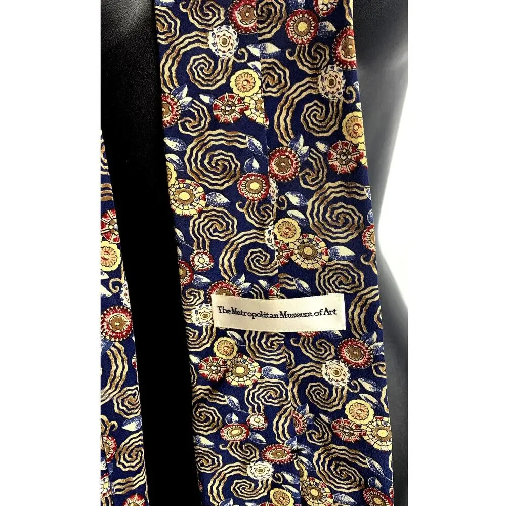 The Metropolitan Museum of Art Men's Necktie Vintage